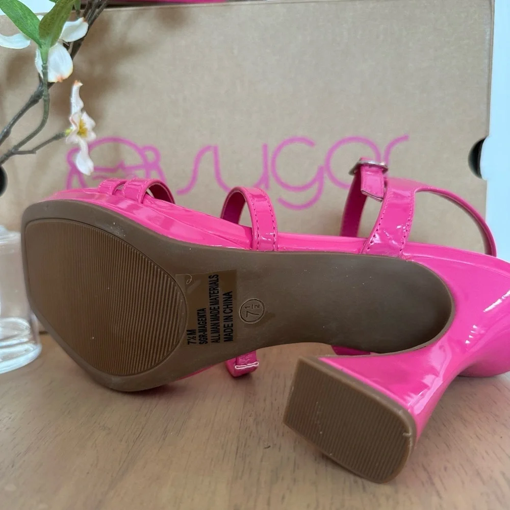 SUGAR ~ Women’s bold pink strappy sandal shoe w/unique square heel size 7.5 - Picture 6 of 7
